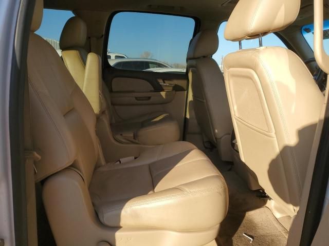 2011 GMC Yukon XL K1500 SLT