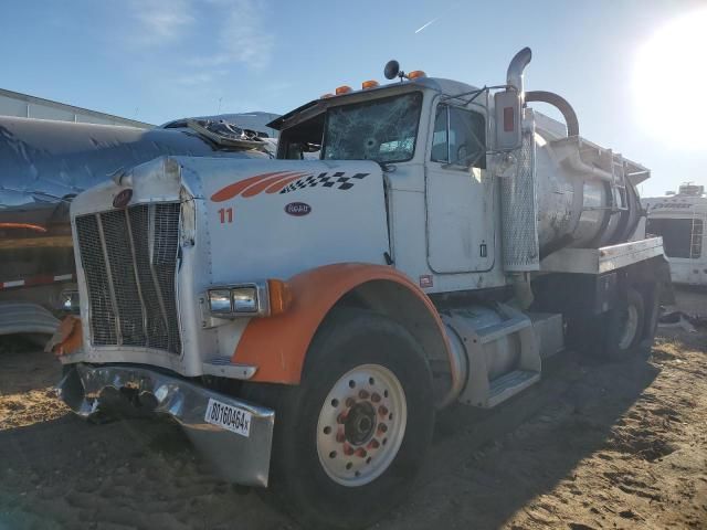 2002 Peterbilt 378