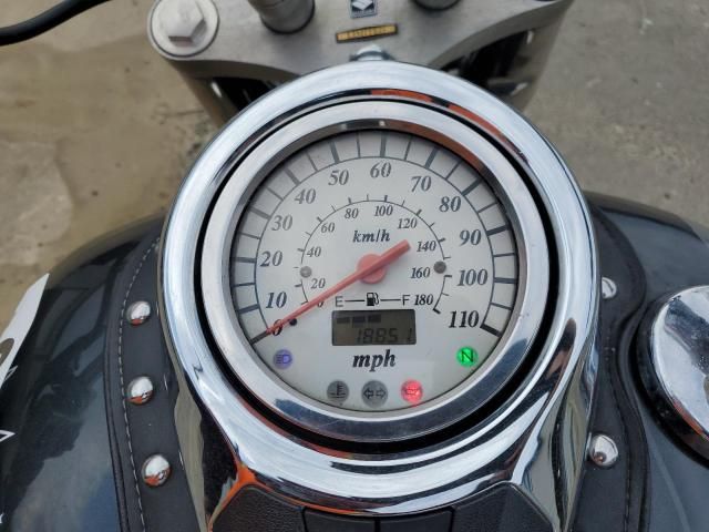 2004 Suzuki VL800