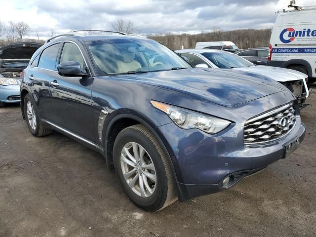 2011 Infiniti FX35