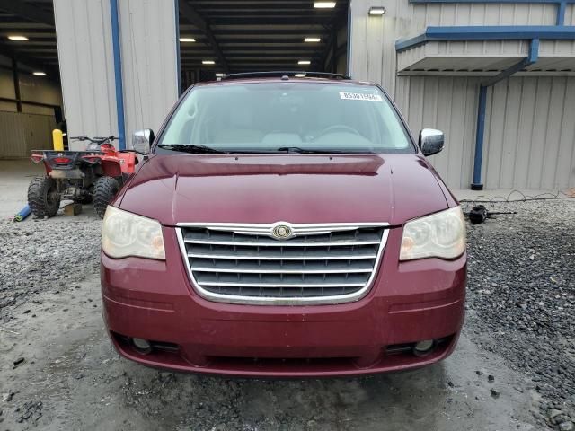 2009 Chrysler Town & Country Touring