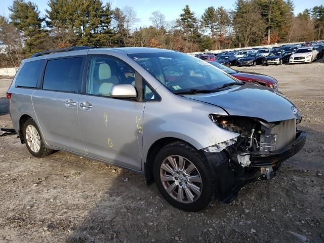 2015 Toyota Sienna LE