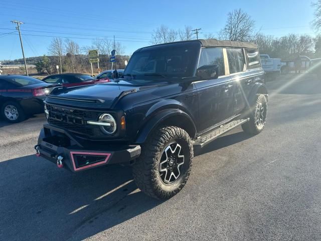 2021 Ford Bronco Base