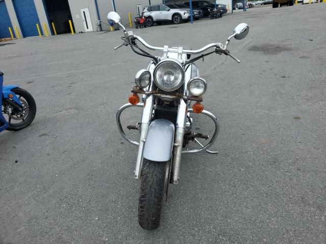 2001 Honda VT750 CD2