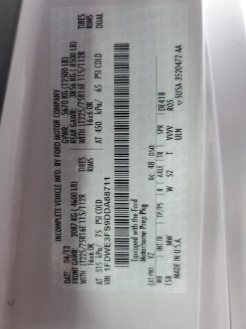 2014 Ford Econoline E350 Super Duty Cutaway Van