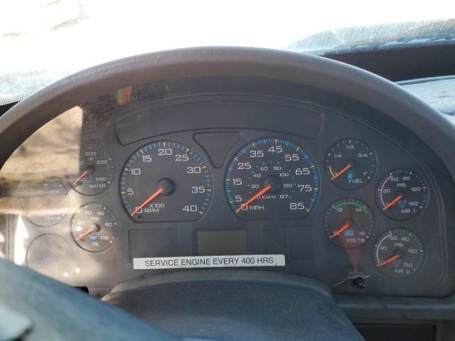 2004 International 4000 4200