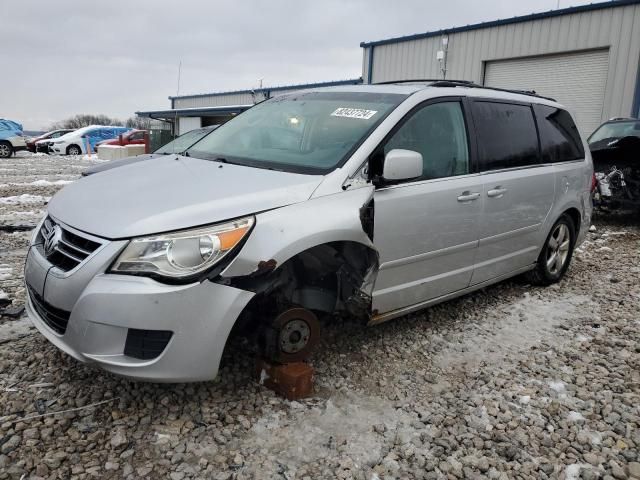 2009 Volkswagen Routan SE