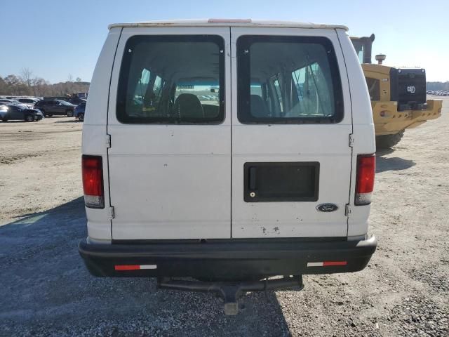 1999 Ford Econoline E350 Super Duty Wagon