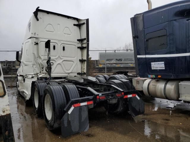 2022 Freightliner Cascadia 126