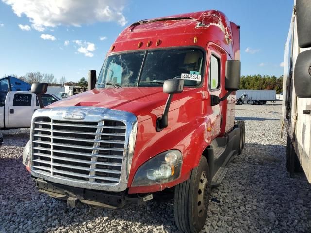 2016 Freightliner Cascadia 125