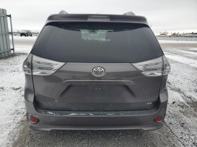 2013 Toyota Sienna Sport