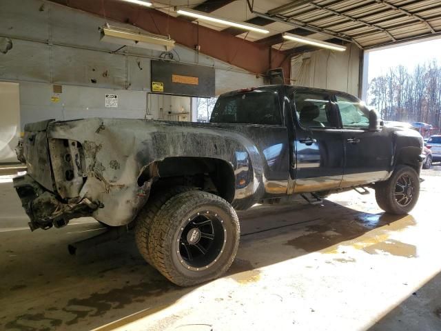 2014 Chevrolet Silverado K3500 LT