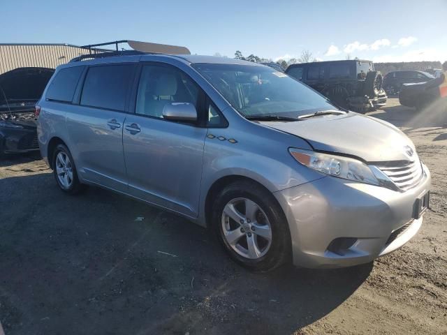 2015 Toyota Sienna LE