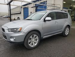 Mitsubishi salvage cars for sale: 2013 Mitsubishi Outlander SE