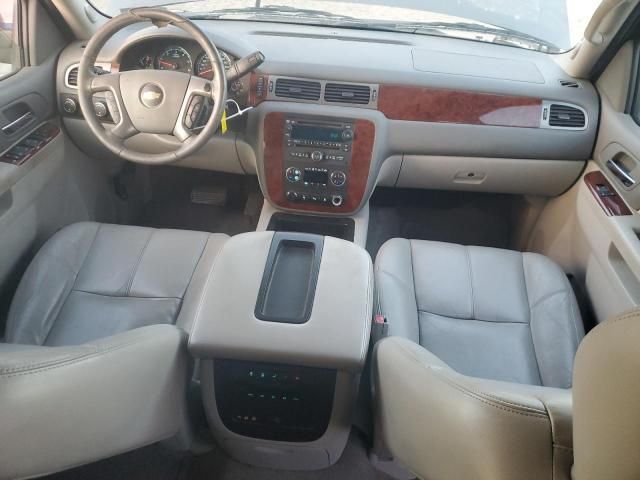 2011 Chevrolet Suburban K1500 LT