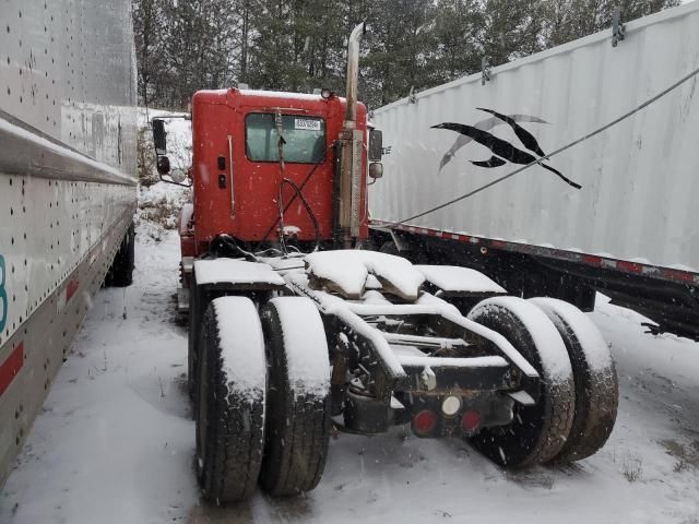 2004 Freightliner Conventional Columbia