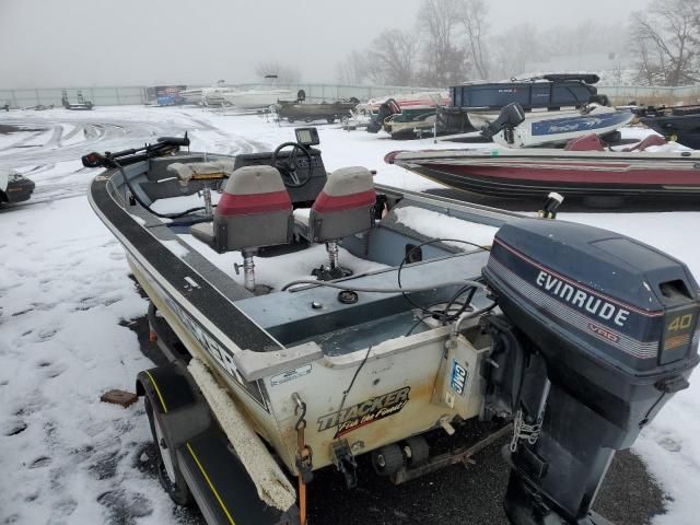 1990 Tracker Boat