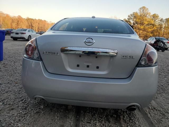 2010 Nissan Altima Base