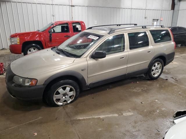 2004 Volvo XC70