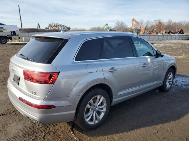 2017 Audi Q7 Premium Plus