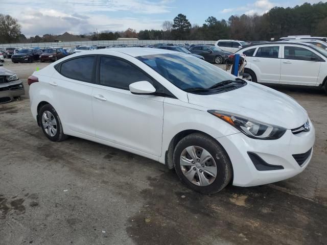 2016 Hyundai Elantra SE