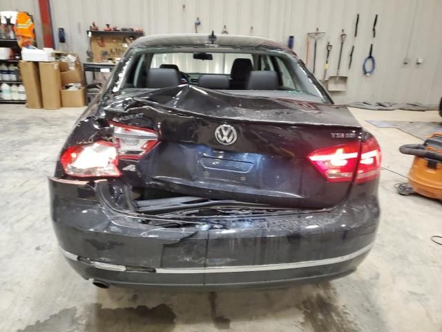 2015 Volkswagen Passat SE