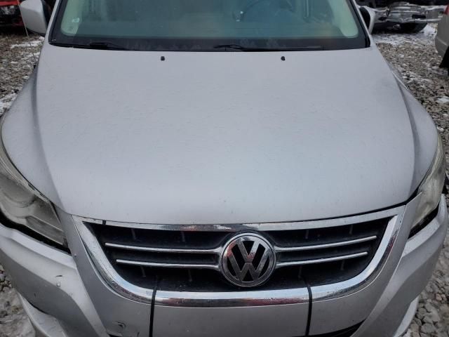 2009 Volkswagen Routan SE