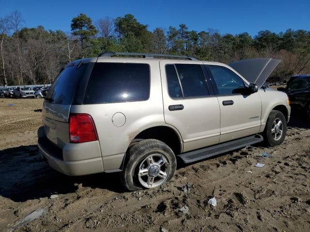 2004 Ford Explorer XLT