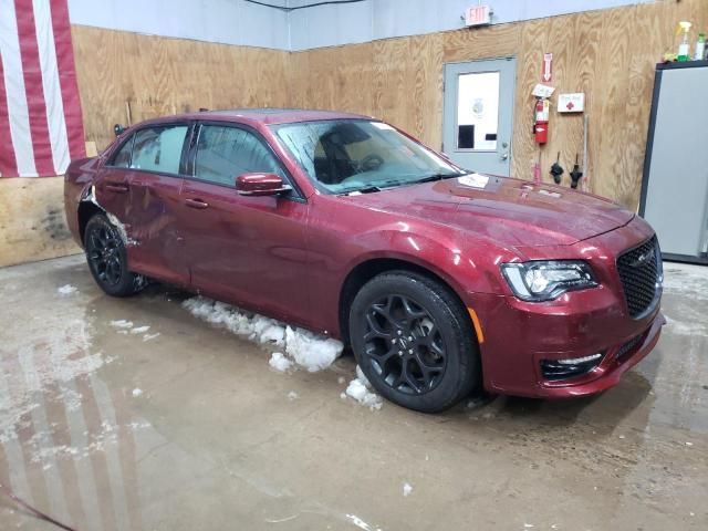 2023 Chrysler 300 Touring L