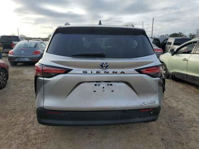 2021 Toyota Sienna XLE