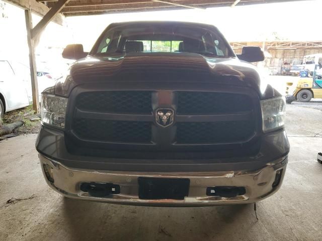 2014 Dodge RAM 1500 SLT