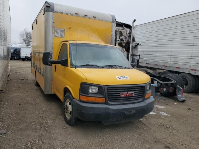 2013 GMC Savana Cutaway G3500