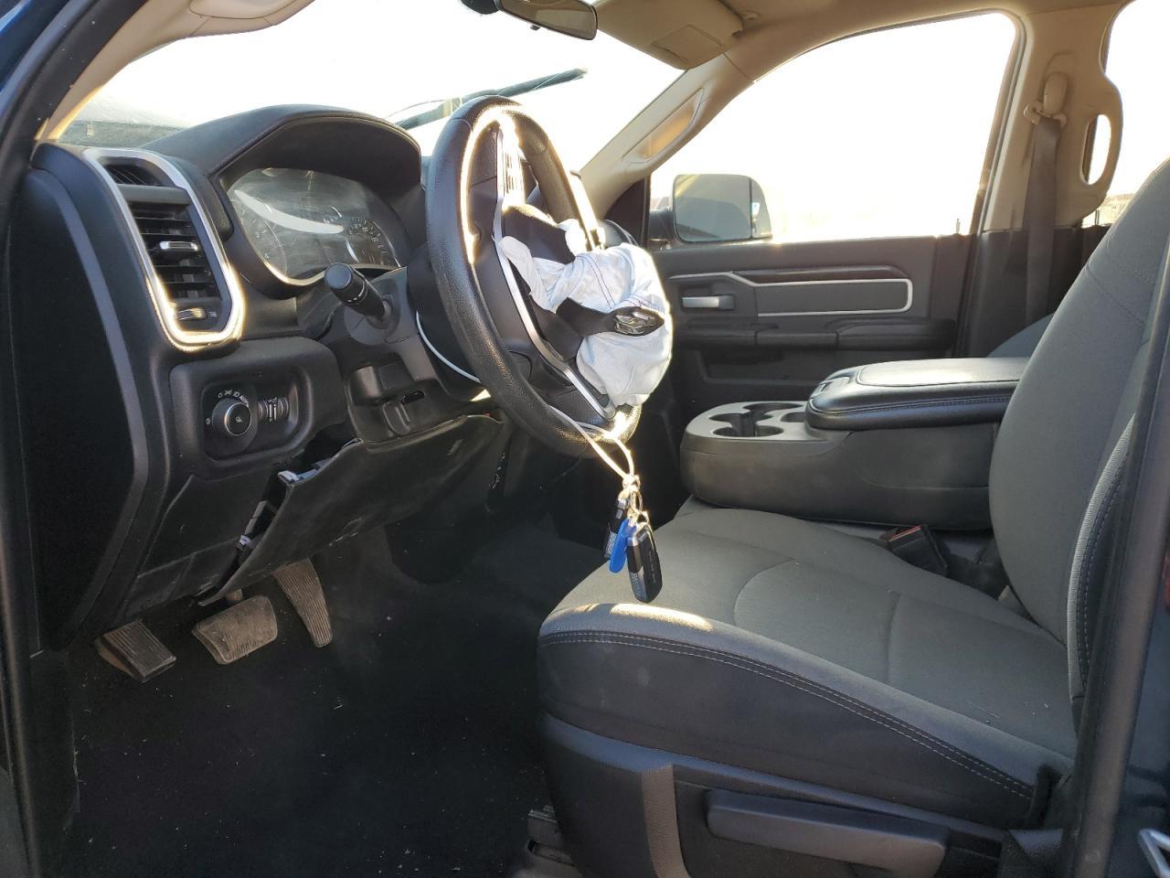 2020 Dodge Ram 2500 big Horn