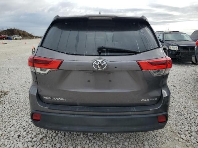 2018 Toyota Highlander SE