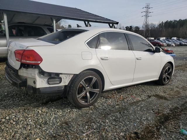 2014 Volkswagen Passat SE