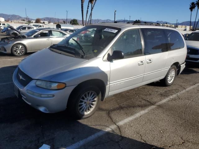 2000 Chrysler Town & Country LXI