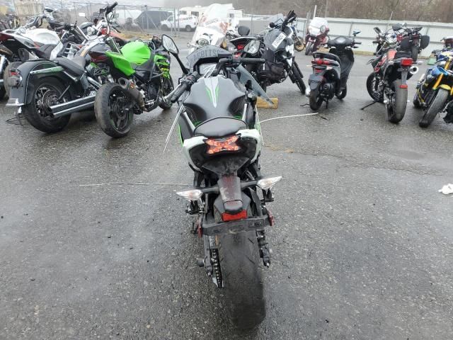 2022 Kawasaki EX650 N