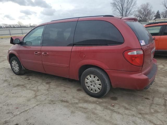 2006 Chrysler Town & Country LX