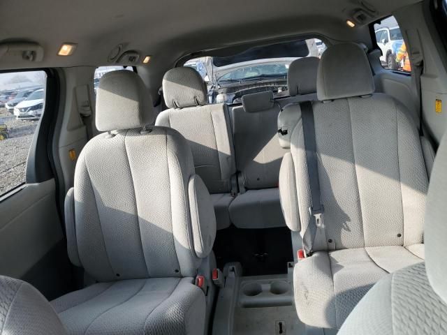 2012 Toyota Sienna LE