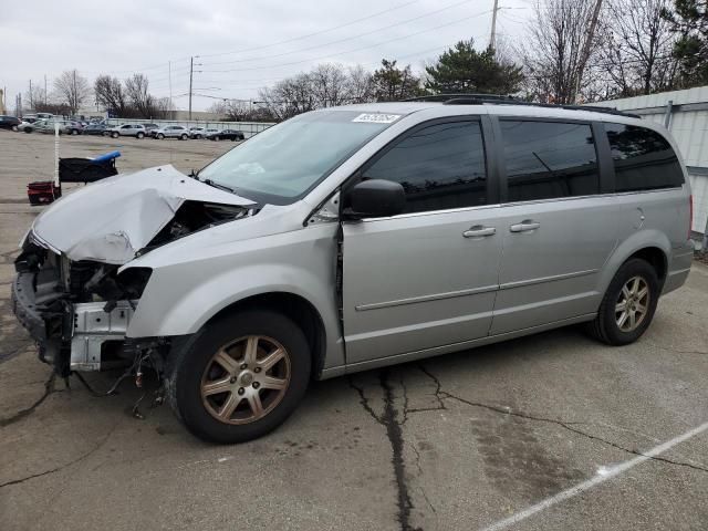 2009 Chrysler Town & Country Touring