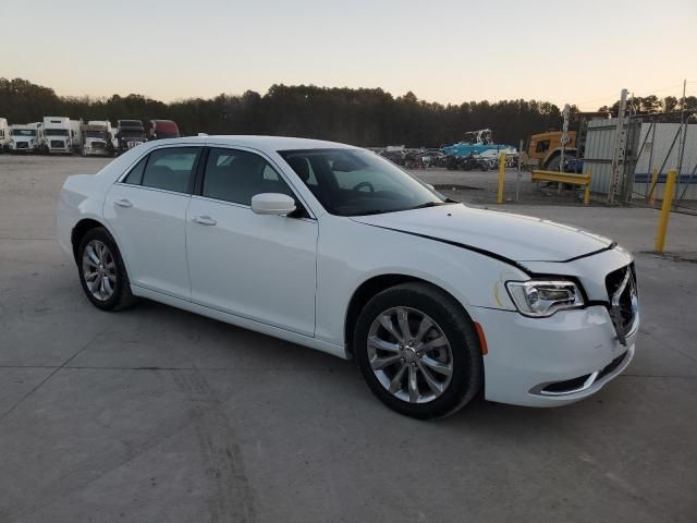 2022 Chrysler 300 Touring