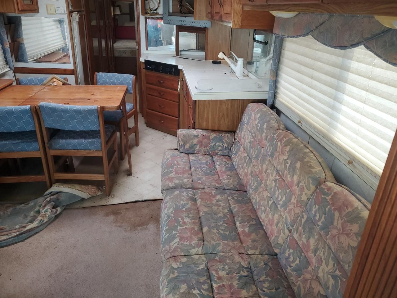 1997 Freightliner Chassis X Line Motor Home