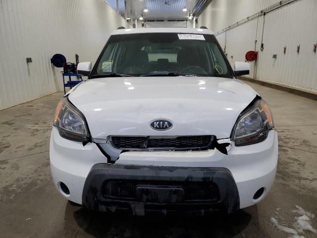 2011 KIA Soul +