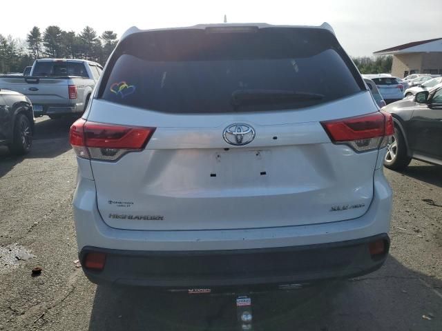 2018 Toyota Highlander SE