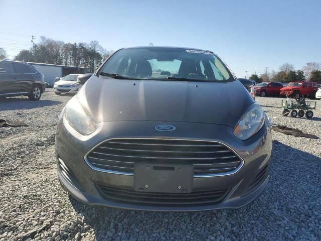 2015 Ford Fiesta SE