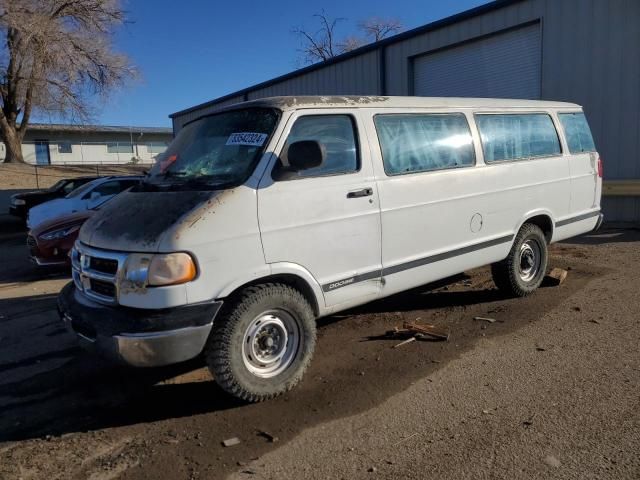 1999 Dodge RAM Wagon B3500