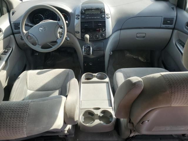 2006 Toyota Sienna CE