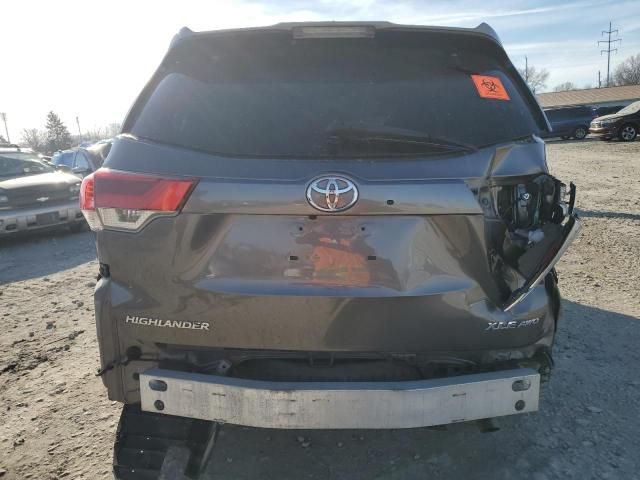 2018 Toyota Highlander se