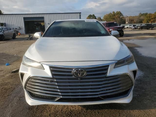 2019 Toyota Avalon XLE