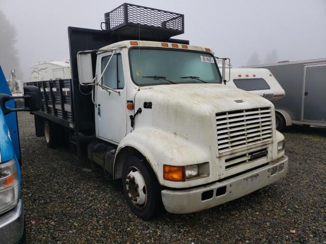 2001 International 4000 4700